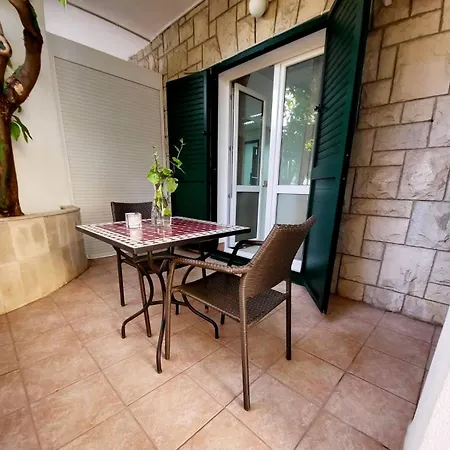 6 Appartamento Makarska